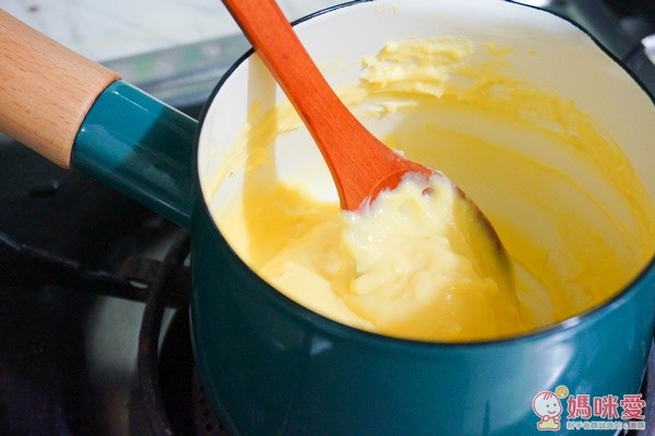 日本 Fujihoro 富士琺瑯 Honey Ware 牛奶鍋 0.75L