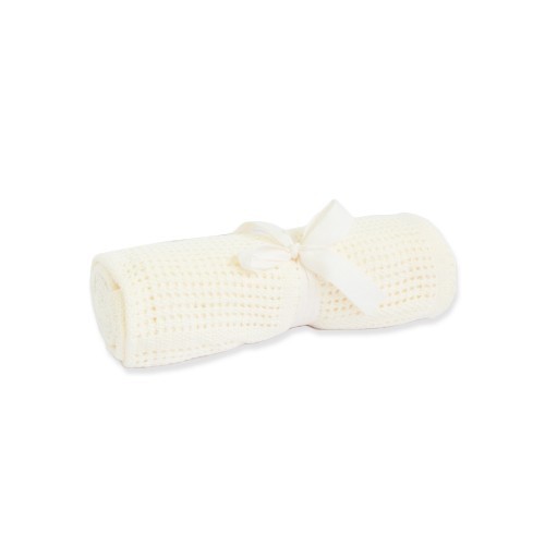  英國 mothercare 洞洞毯，100 % 純棉線編織而成的，小洞洞毯子不怕寶寶亂踢被把毯子踢到臉上，一不小心悶到或窒息了，是非常適合新生兒寶寶的蓋毯喔！