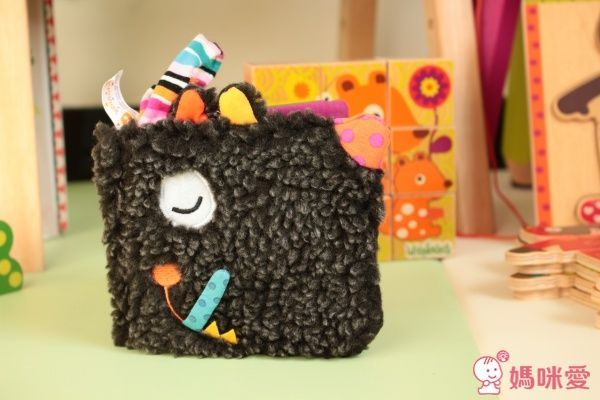 【法國ebulobo】遊戲屋 / 布書 / 玩偶 / 木頭玩具