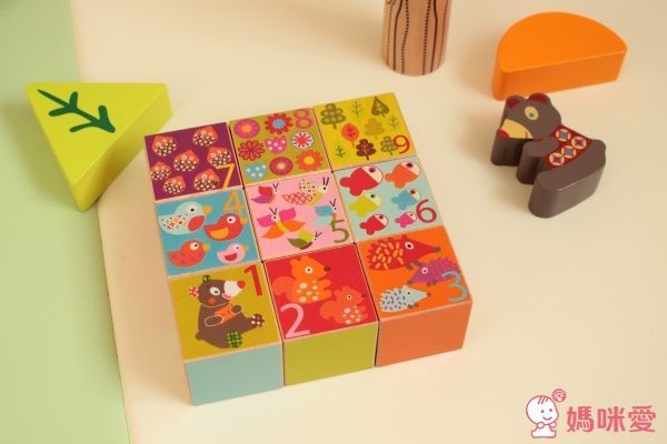 【法國ebulobo】遊戲屋 / 布書 / 玩偶 / 木頭玩具