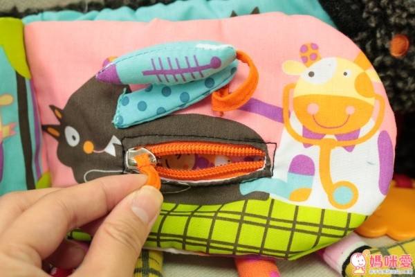 法國 ebulobo 1步2步 玩偶, 固齒器, 布書, 遊戲屋