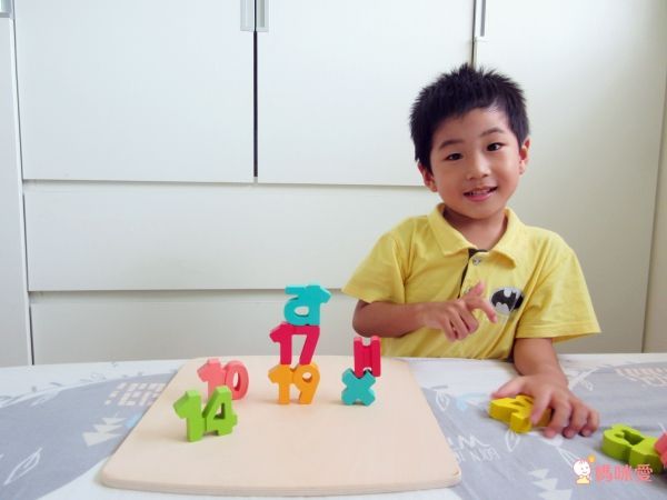 德國【Hape】天然實木質感立體拼圖 ✖ 配對拼圖