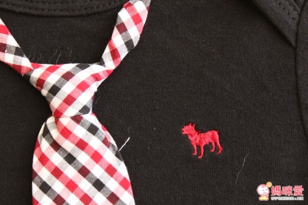 美國 Frenchie MC x Mustachifier 男寶超萌配件,圍兜, 連身衣, 造型奶嘴, 太陽眼鏡