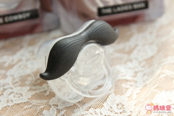 美國 Frenchie MC x Mustachifier 男寶超萌配件,圍兜, 連身衣, 造型奶嘴, 太陽眼鏡