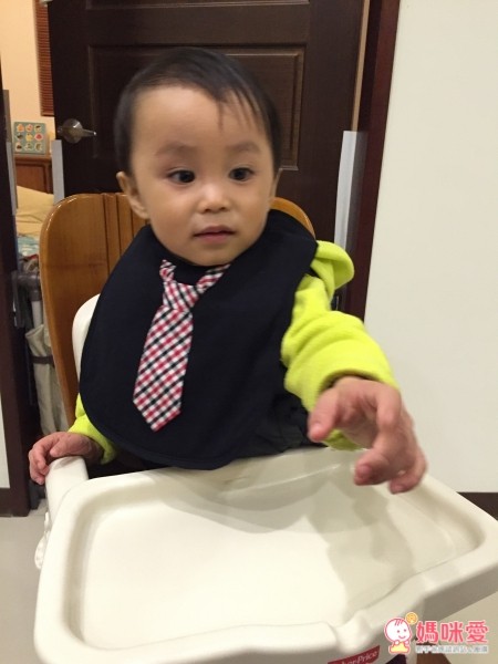 美國 Frenchie MC x Mustachifier 男寶超萌配件,圍兜, 連身衣, 造型奶嘴, 太陽眼鏡