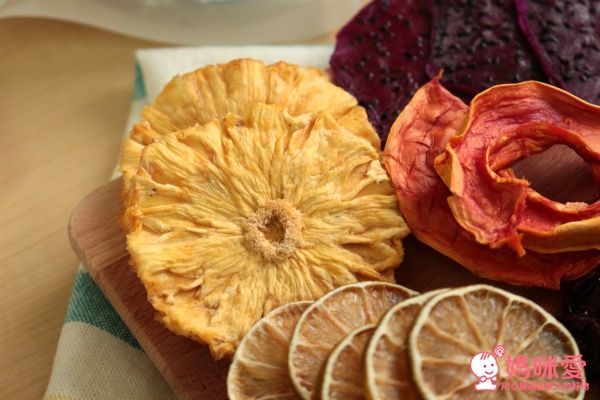 【果蒔制研所 Color Fruit】天然無添加鳳梨乾 / 火龍果乾 / 木瓜乾 / 葡萄乾 / 萊姆佐茶片