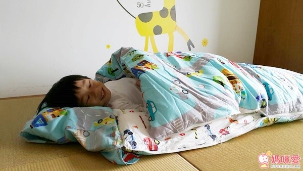 鴻宇HongYew 防蟎抗菌兒童兩用睡袋