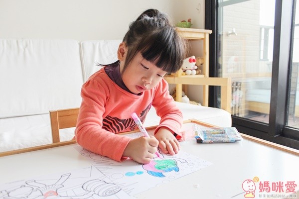 閻小妹 3D 魔幻塗鴉卡