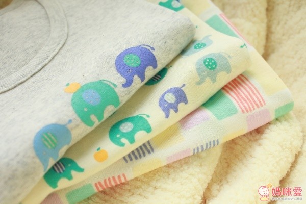 日本千趣會童裝,連身衣,家居服