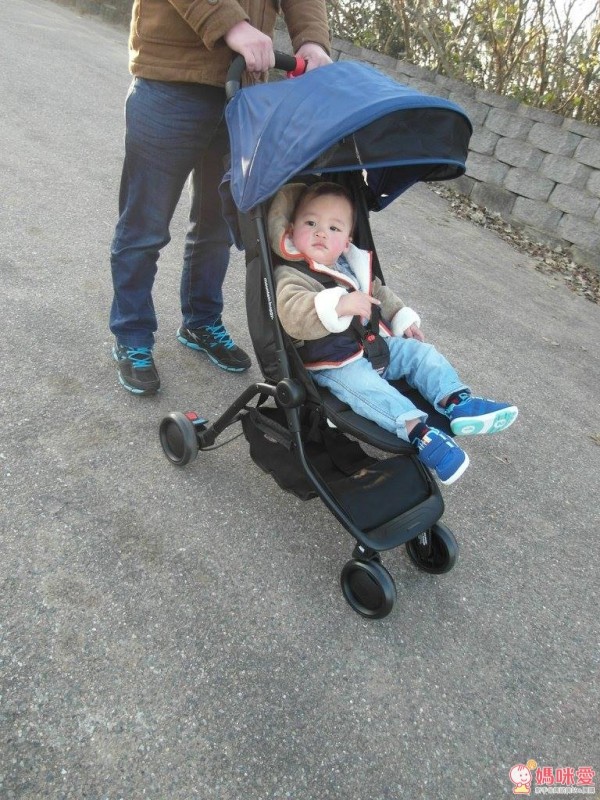 紐西蘭推車第一品牌 Mountain Buggy 推出 Nano 輕量型旅行推車