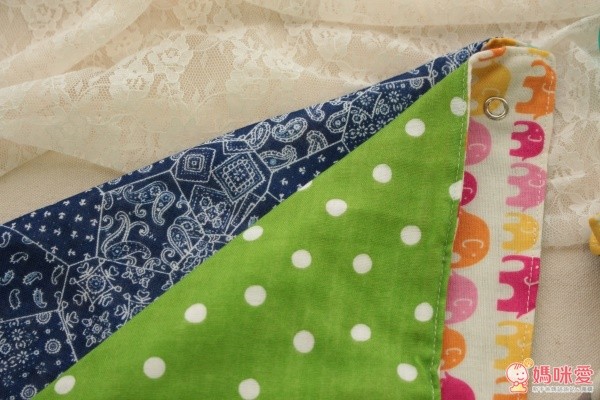 日本媽咪純手工三角圍兜 ✖ 手帕兩用巾