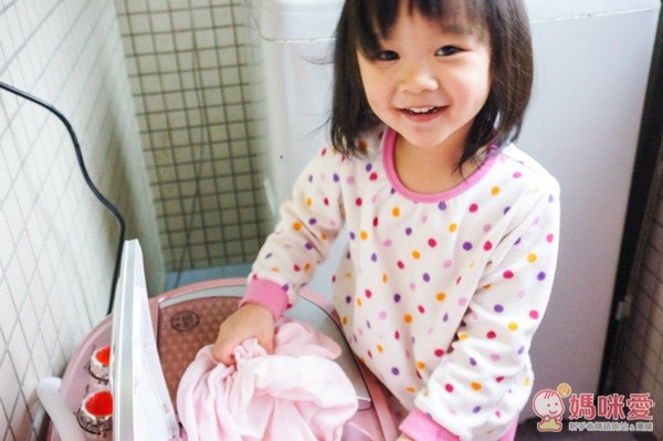  FIRST 富仕特 3KG 節能雙槽洗衣機（ZW-268S）