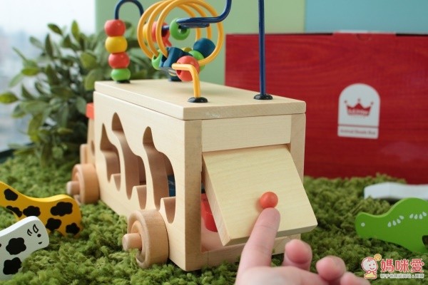 日本 Ed.inter 動物小豆豆巴士