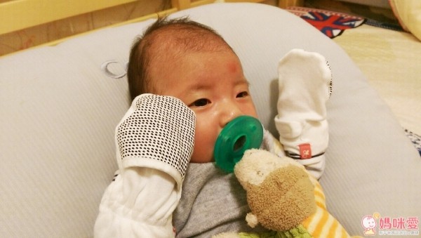 天然有機棉的美國 goumikids 嬰兒睡袍、防抓手套