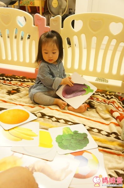 風車圖書圖卡, 黑白圖卡