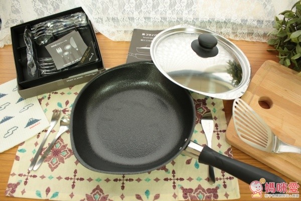 日本柳宗理:日本製鐵製平底鍋