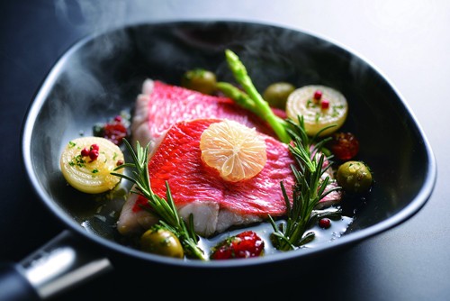 日本柳宗理:鋁合金陶瓷塗裝平底鍋