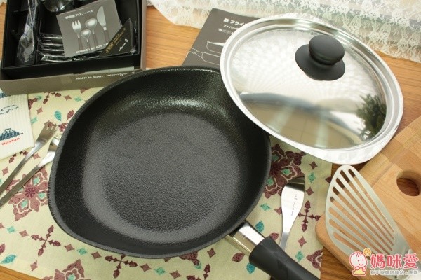 日本柳宗理:日本製鐵製平底鍋
