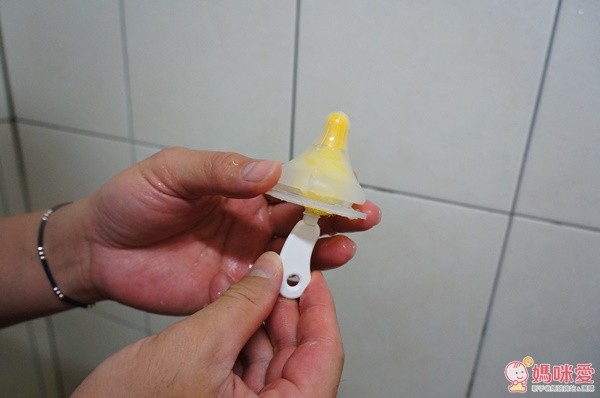 Beans life 前端彎曲型奶瓶用清潔刷