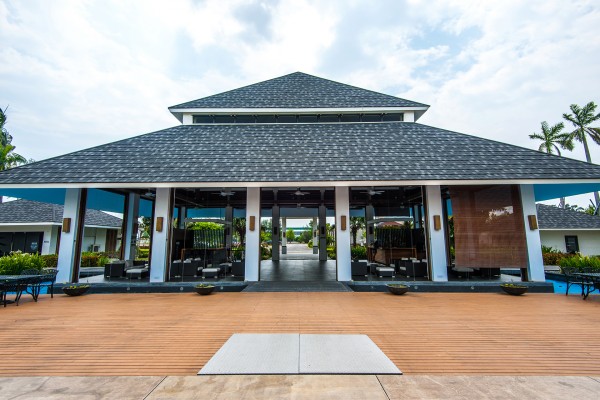 屏東大鵬灣的【東方渡假酒店】