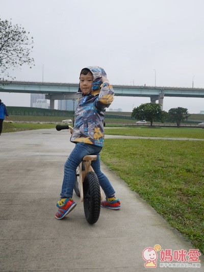 【Slider 滑來滑趣】大車輪滑步車