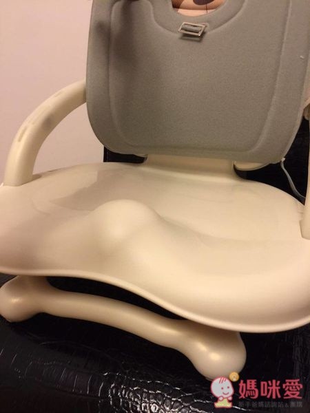 義大利 CAM smarty 攜帶式餐椅