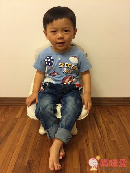 義大利 CAM smarty 攜帶式餐椅