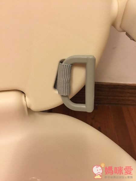 義大利 CAM smarty 攜帶式餐椅