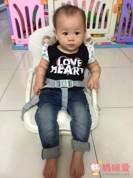 義大利 CAM smarty 攜帶式餐椅