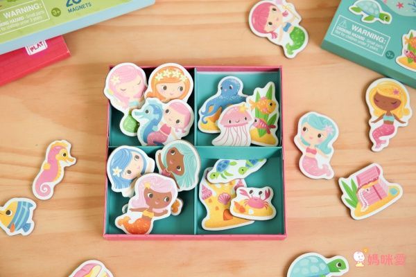 打開就有豐富場景！澳洲【Tiger Tribe】磁鐵玩具＆輕巧著色盒