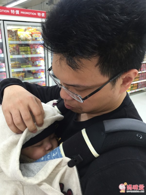 台灣設計製造 樂立扣 背巾小物