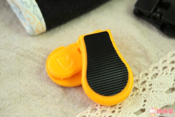 台灣設計製造 樂立扣 背巾小物