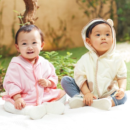  Benesse 抗 UV 防蚊蟲連帽斗篷