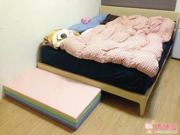 安心爸四折式地墊