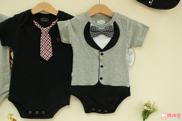 美國 Frenchie MC x Mustachifier 男寶超萌配件,圍兜, 連身衣, 造型奶嘴, 太陽眼鏡