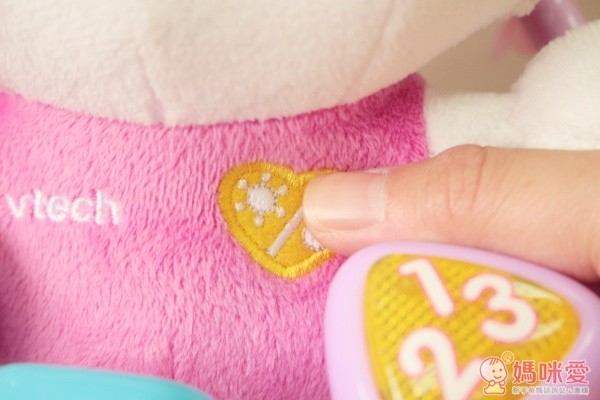 凱蒂貓音樂串珠娃娃