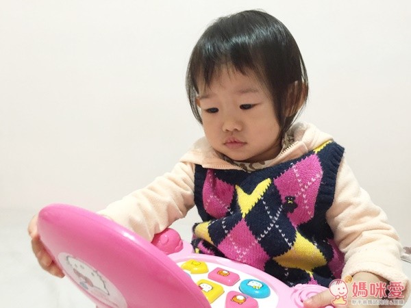 凱蒂貓趣味筆電