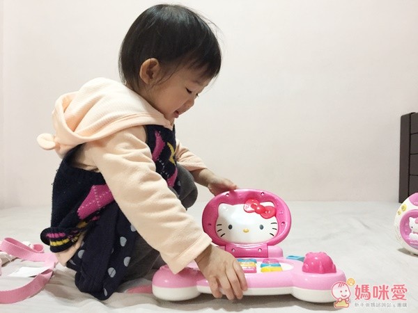 凱蒂貓趣味筆電