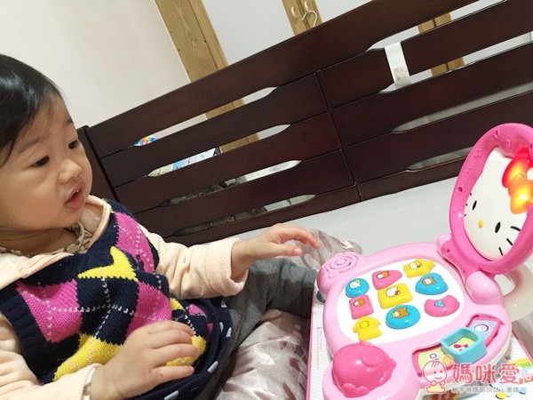 凱蒂貓趣味筆電