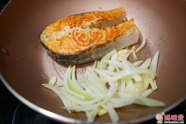 日本和平FREIZ櫻花鍋