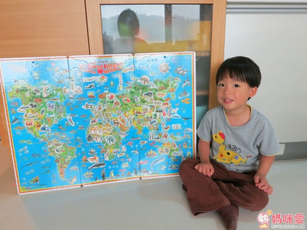 世界印象地圖磁鐵書(夜光版)