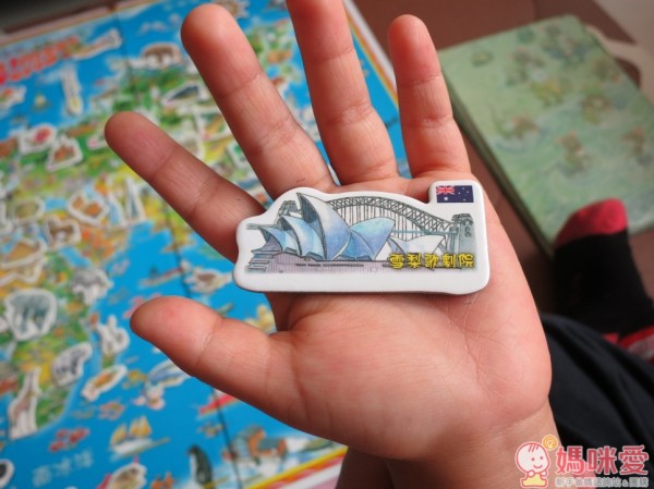 世界印象地圖磁鐵書(夜光版)