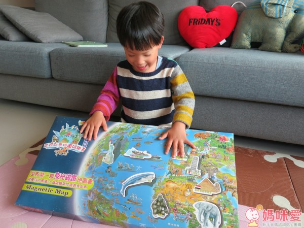 世界印象地圖磁鐵書(夜光版)