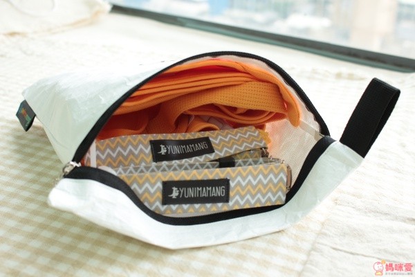 韓國 yunimamang 造型攜帶式餐椅