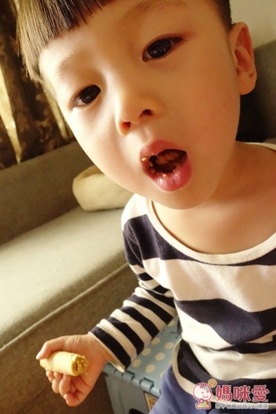 【海邊走走】手工愛餡蛋捲 / 海邊經典桶裝蛋捲