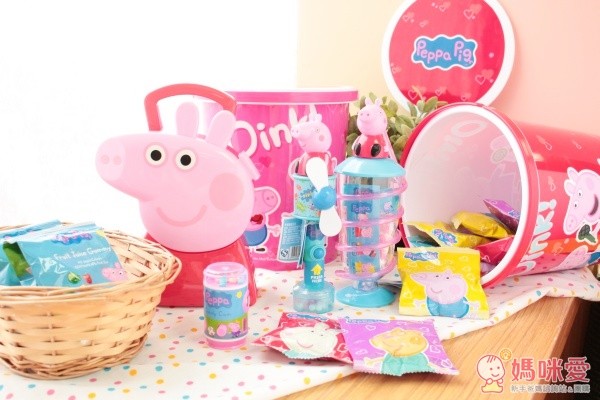 【佩佩豬歡樂零食】手提箱寶盒/ 五連包餅乾/ 造型手提盒 / 旋風吸管杯