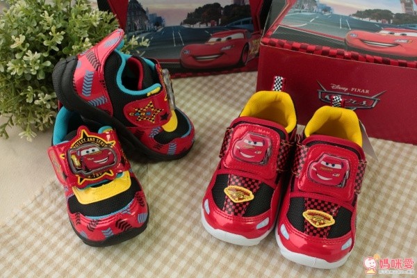 MIT 步步童鞋 閃燈鞋✖真皮涼鞋 