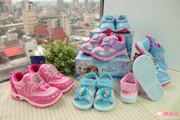 MIT 步步童鞋 閃燈鞋✖真皮涼鞋 