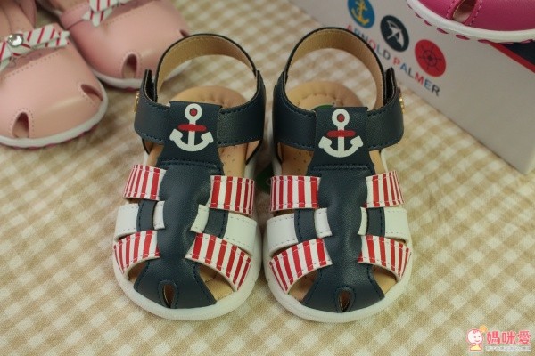 MIT 步步童鞋 閃燈鞋✖真皮涼鞋 