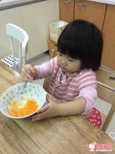 大將作Qmomo實木成長餐椅